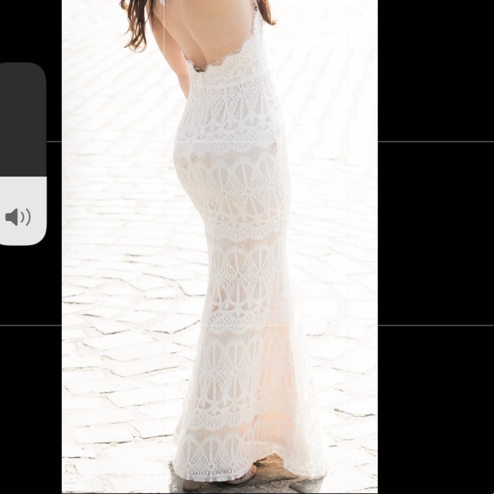 White lace dress